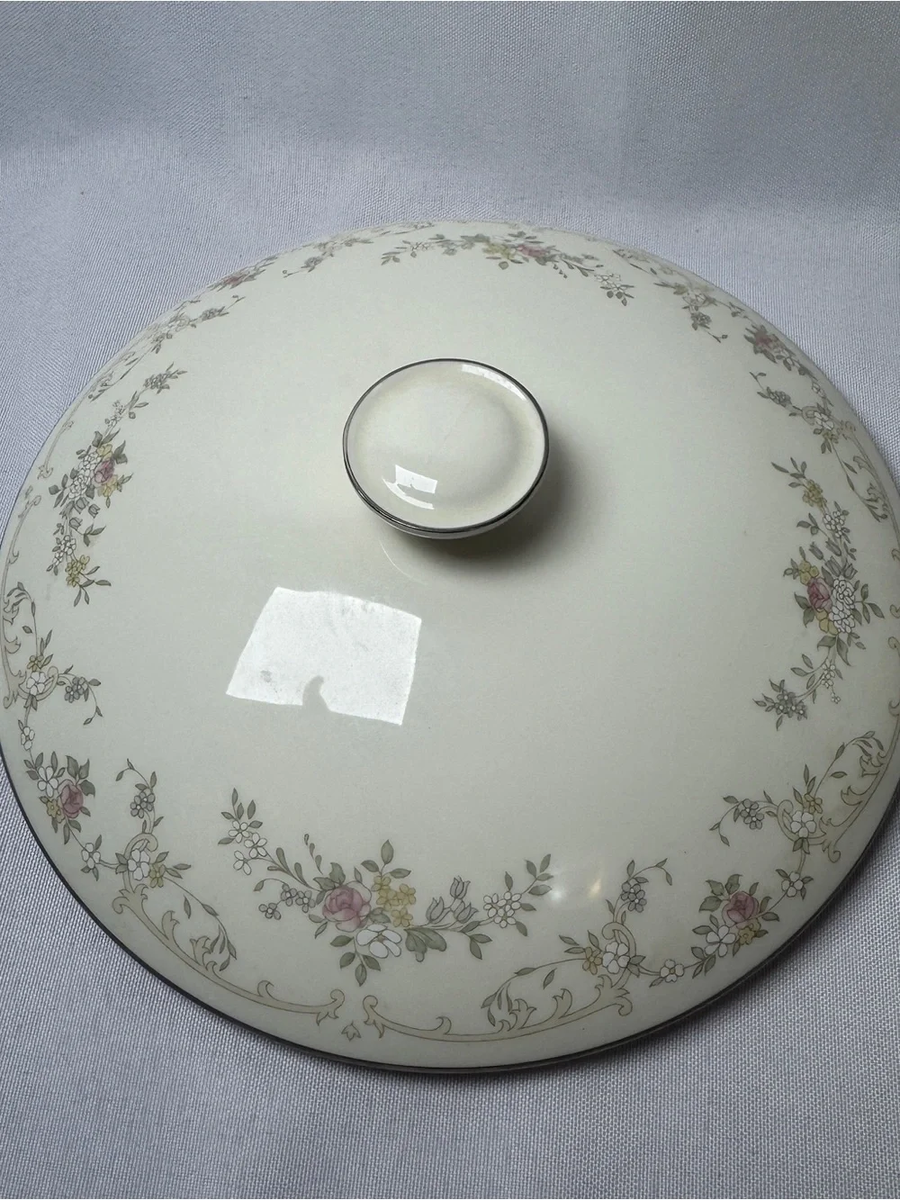 Royal Doulton Diana Covered Vegetable Serving Dish Bowl Romance Collection Notes
